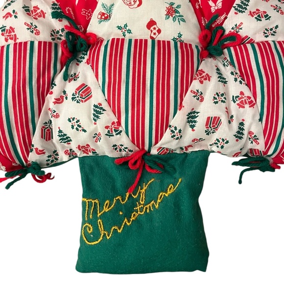 2 Quilted Patchwork Christmas Trees 22” Wall Hangings Pillows Vintage Kitsch - Picture 5 of 13